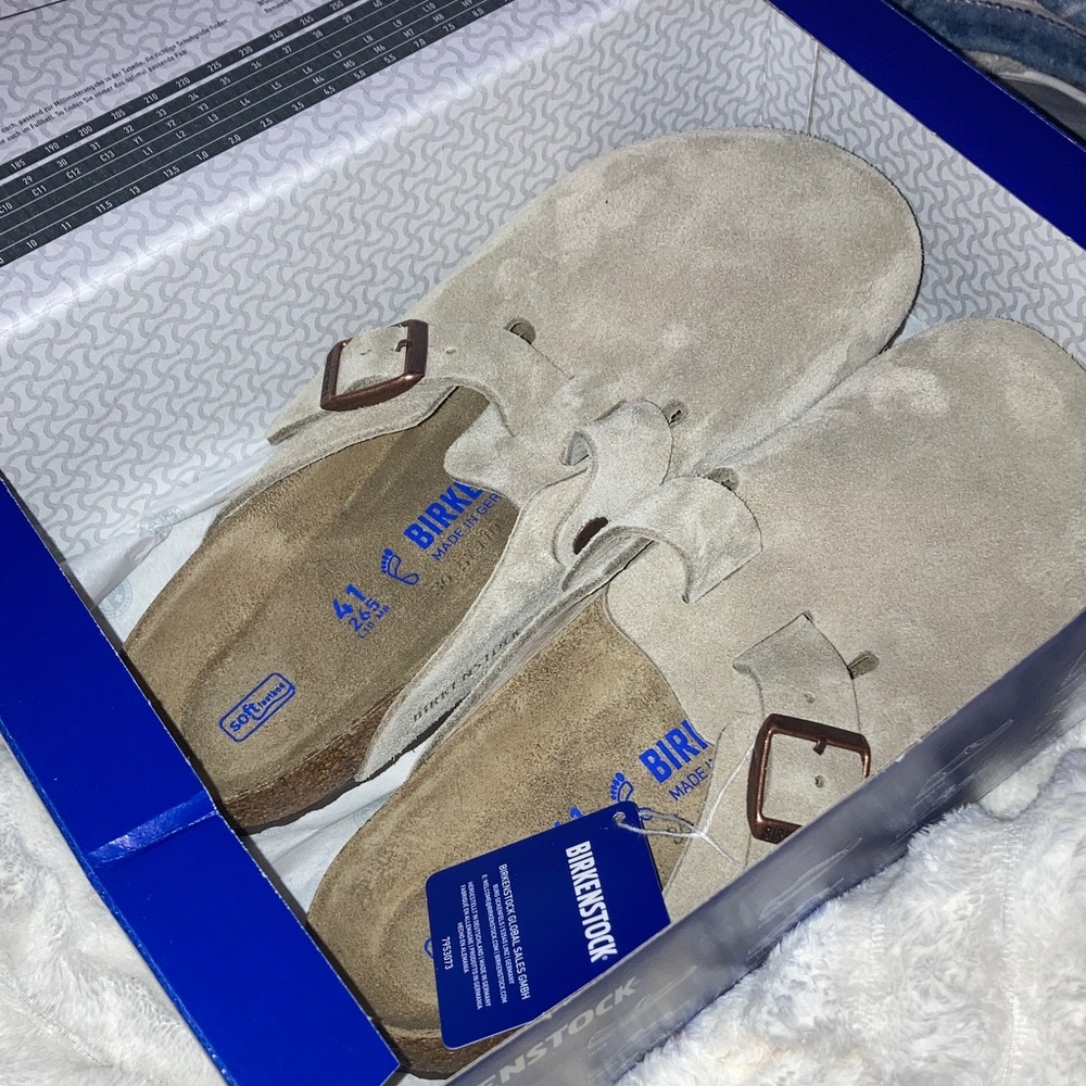 Birkenstock Light Tan Suede Clogs